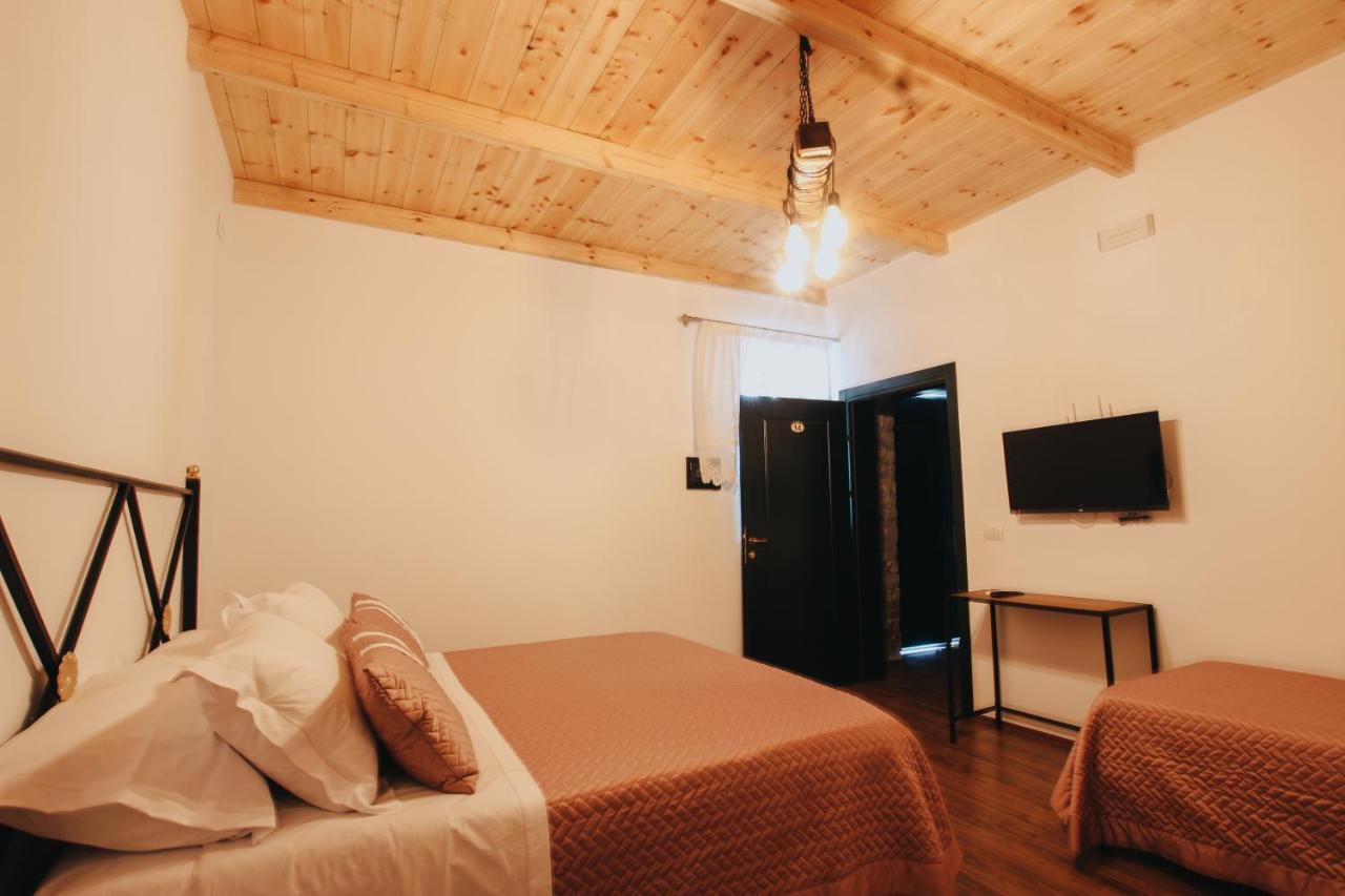 Bujtina Maria Hotell Stegopull Exteriör bild