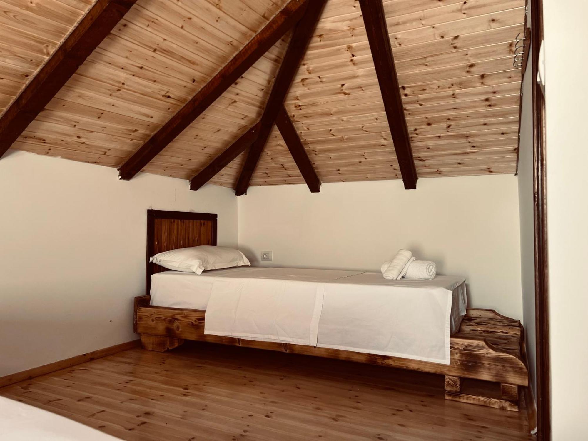 Bujtina Maria Hotell Stegopull Exteriör bild